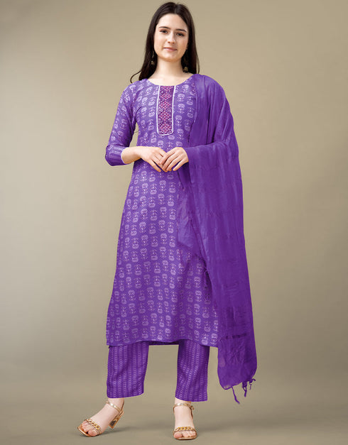 sleek purple rayon trendy fashioner readymade suit collection with purple rayon rt9040-185402 Close-up View